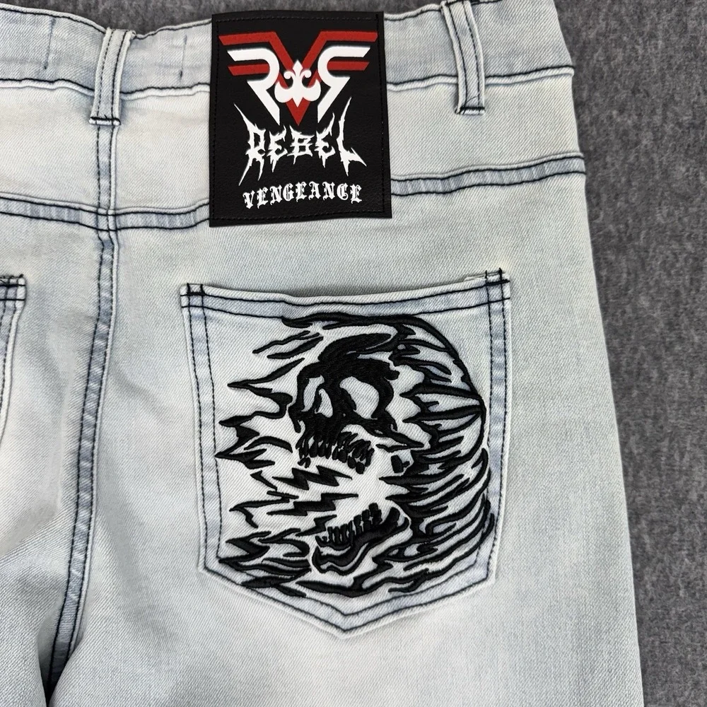 Rebel Vengeance Light Wash Straight Jeans Skull Embroidered Men's 30x30 NWT